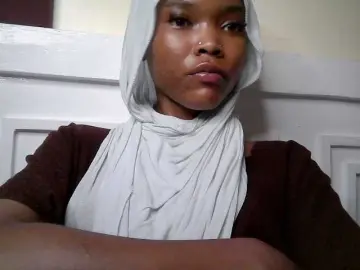 Sumeyhia  live sex cam