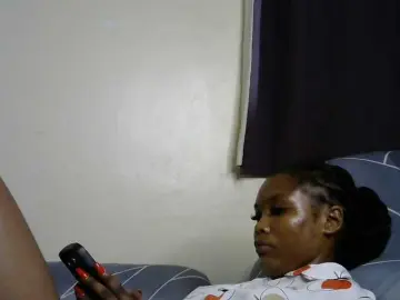 Sumeyhia  live sex cam