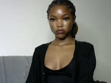Sumeyhia  live sex cam