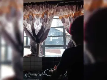 Sumeyhia  live sex cam