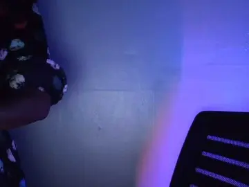 Sumeyhia  live sex cam