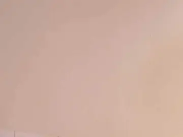 Chloe-  live sex cam