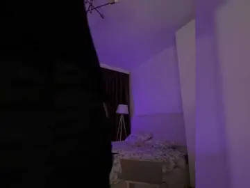 CrazyAleona  live sex cam