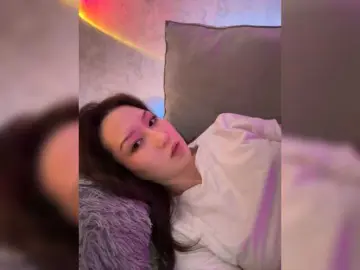 CrazyAleona  live sex cam