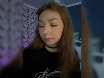 CrazyAleona  live sex cam