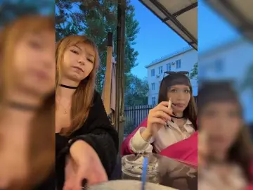 CrazyAleona  live sex cam