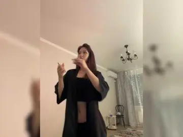 CrazyAleona  live sex cam