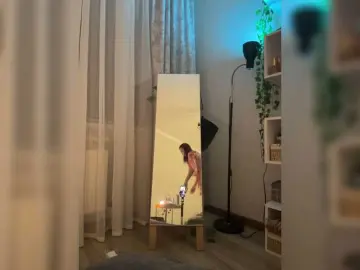 CrazyAleona  live sex cam