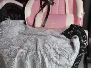 Devilsbride  live sex cam