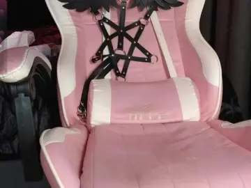Devilsbride  live sex cam