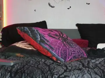 Devilsbride  live sex cam
