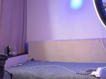 HolySinnerOfficial  live sex cam