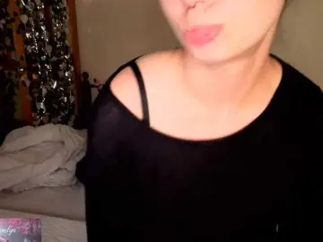 HoneyComfya  live sex cam