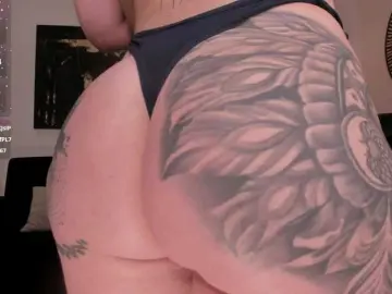 MadisonKane  live sex cam