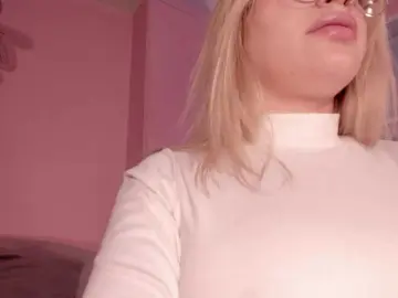 MadisonKane  live sex cam