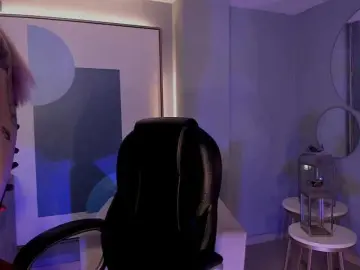 MadisonKane  live sex cam