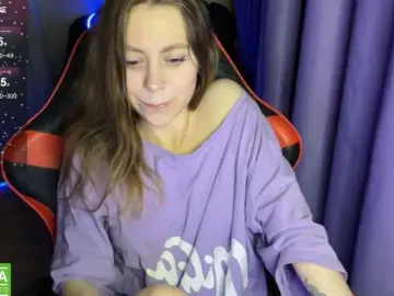 Natural-babe666  live sex cam