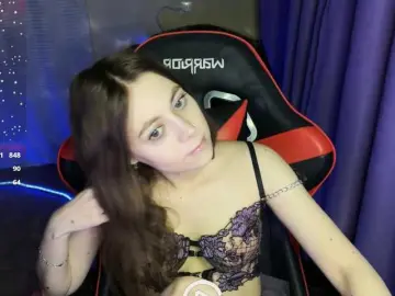 Natural-babe666  live sex cam