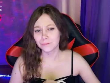 Natural-babe666  live sex cam