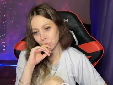 Natural-babe666  live sex cam