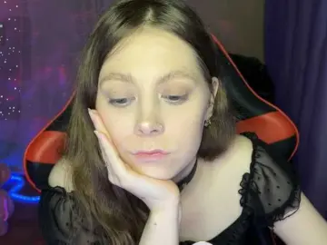 Natural-babe666  live sex cam