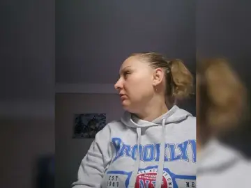 Nikoleta-36  live sex cam