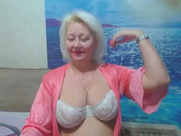 CaronCapella  live sex cam