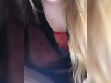 Cutiecutie  live sex cam