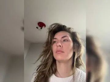 EllyGoddess  live sex cam