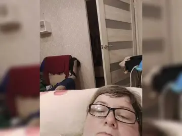 Kelly-Mary  live sex cam