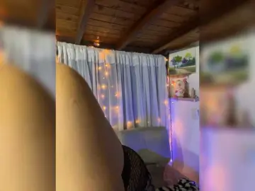 Maka-Isabel  live sex cam