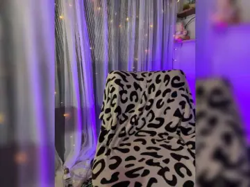 Maka-Isabel  live sex cam