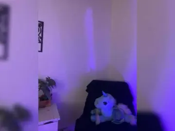 Maka-Isabel  live sex cam