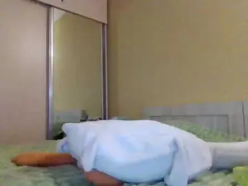 MilkaCrystall01  live sex cam