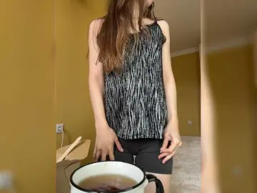 MilkaCrystall01  live sex cam