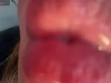 MilkaCrystall01  live sex cam