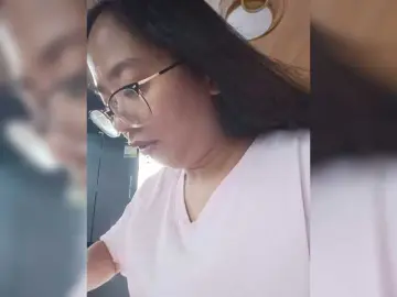 MystiqueMiss  live sex cam