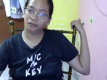 MystiqueMiss  live sex cam