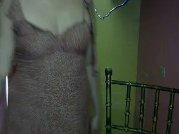 MystiqueMiss  live sex cam