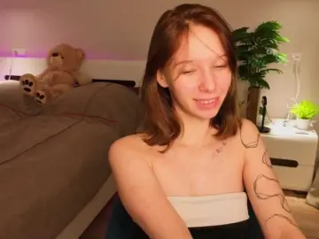 Angellili  live sex cam