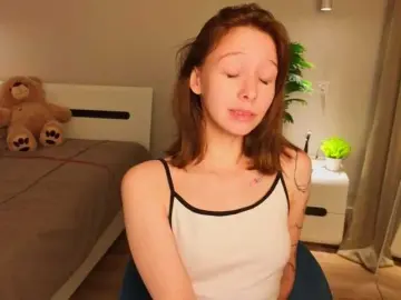 Angellili  live sex cam