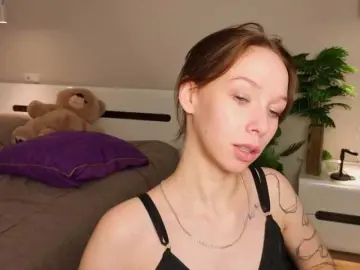 Angellili  live sex cam