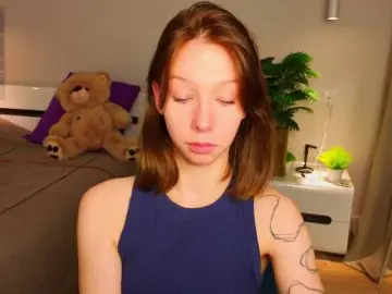 Angellili  live sex cam