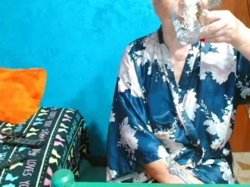 Milo4ka77  live sex cam