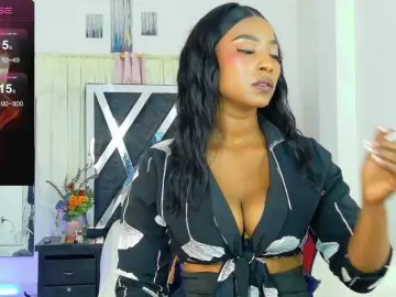 Talianapalacios  live sex cam
