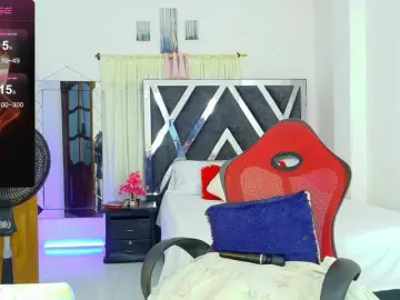 Talianapalacios  live sex cam
