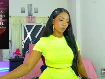 Talianapalacios  live sex cam