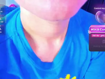 Yuriiblaze  live sex cam