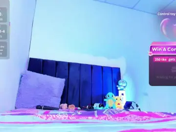 Yuriiblaze  live sex cam