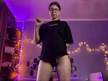 EchoFawn  live sex cam